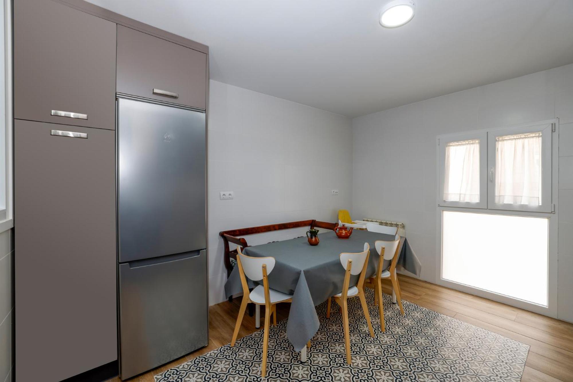 Precioso Y Espacioso Piso Ideal Familias. Apartment *