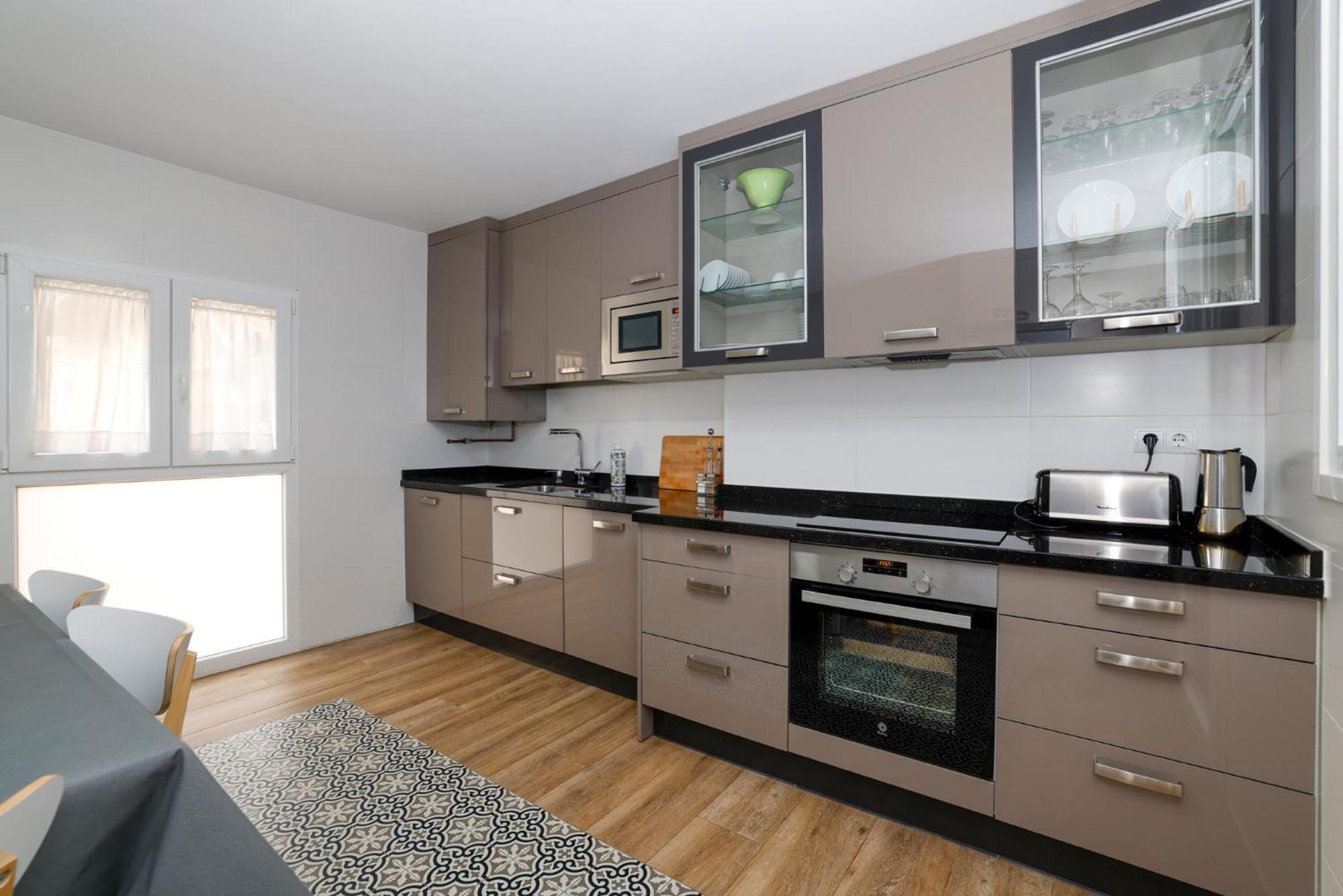 Precioso Y Espacioso Piso Ideal Familias. Apartment *